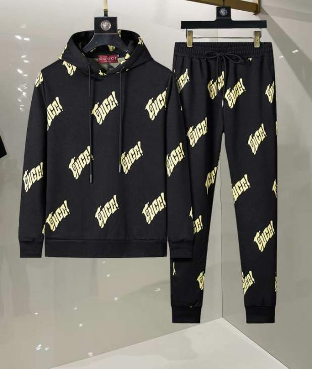 Picture of Gucci Sweater Suits _SKUGucciM-3XL12yr38939660